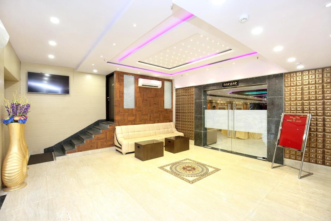 Hotel Grand M Lajjo Ludhiana Bagian luar foto